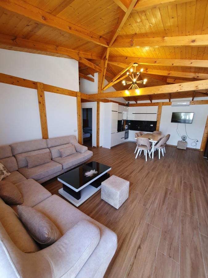 Klajdi Apartament *