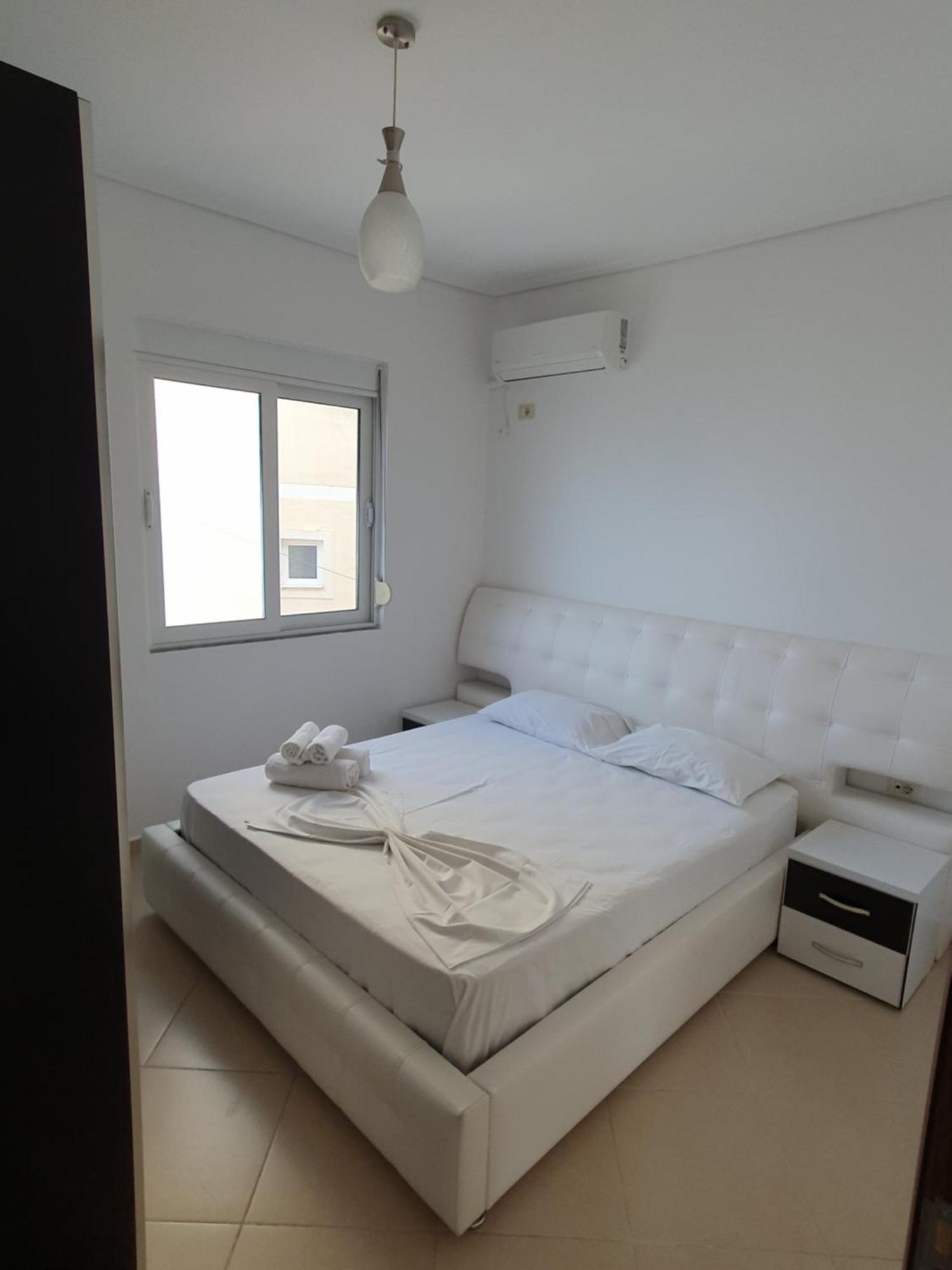 Klajdi Apartament *